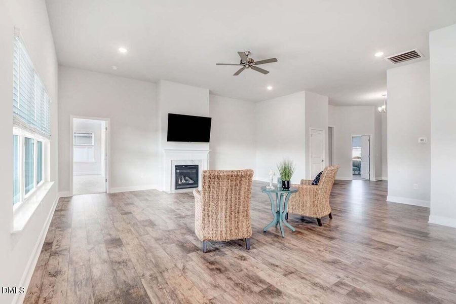 508 Madison Ann Dr-31