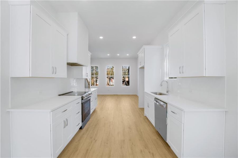 Furnished interior view inside a new home in , Scottdale (Image 7).