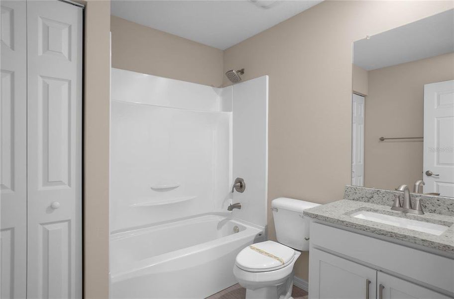 Furnished interior view inside a new home in , Floral City (Image 10).