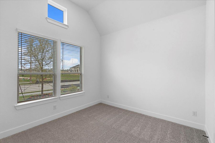 Spacious, unfurnished interior of a new home in Briarley, Montgomery (Image 28).