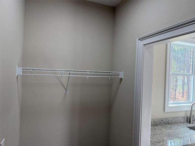 Spacious, unfurnished interior of a new home in , Mansfield (Image 41).