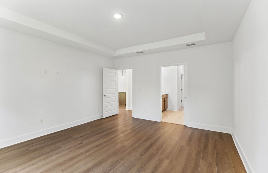 Spacious, unfurnished interior of a new home in Glenview Farms, Murfreesboro (Image 21). Spacious, unfurnished interior of a new home in Glenview Farms, Murfreesboro (Image 21).