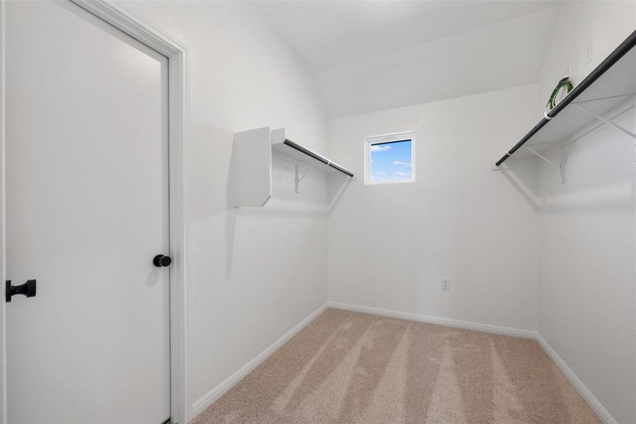 Spacious, unfurnished interior of a new home in Rolling Glen, Hutto (Image 26). Spacious, unfurnished interior of a new home in Rolling Glen, Hutto (Image 26).