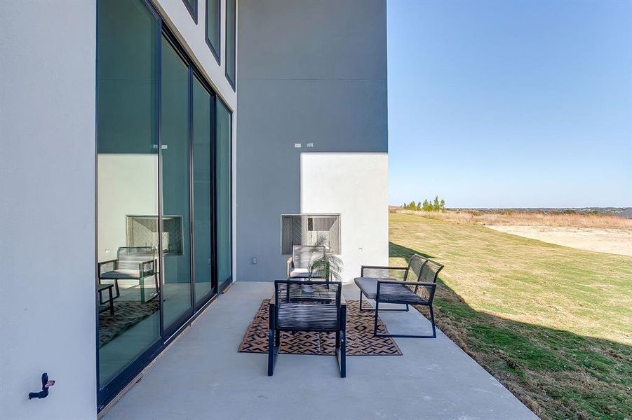 Exterior details and patio area of a home in , Weatherford (Image 30).