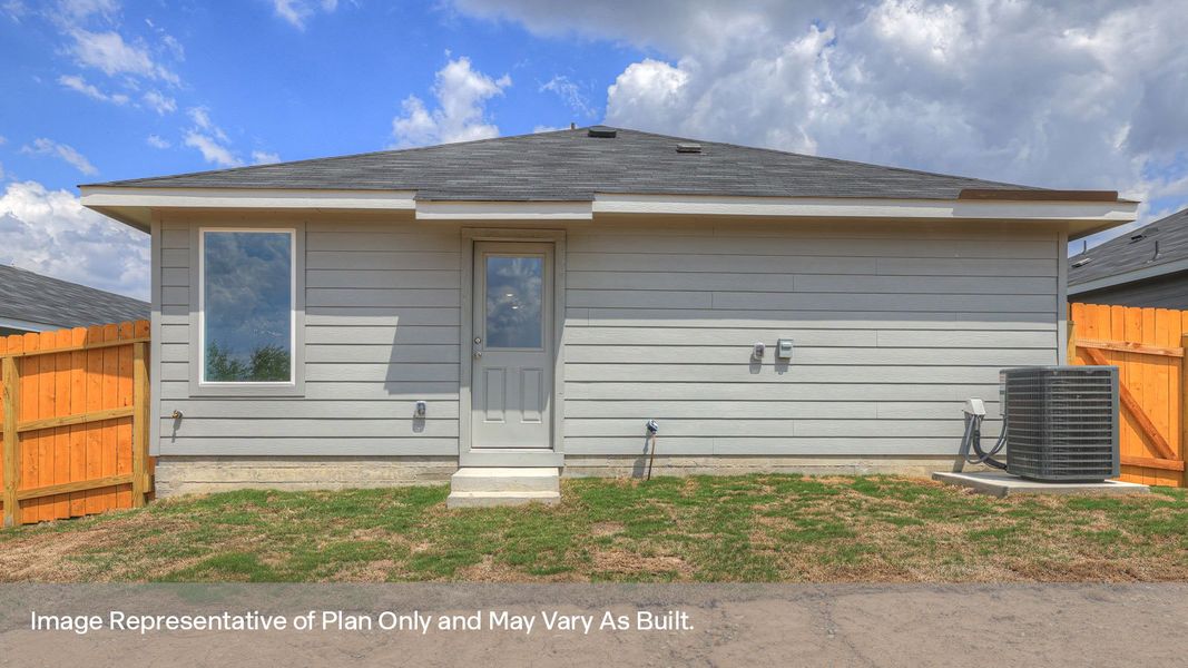 Front exterior of a new home in Ladera, Luling, TX, highlighting curb appeal (Image 21). Front exterior of a new home in Ladera, Luling, TX, highlighting curb appeal (Image 21).