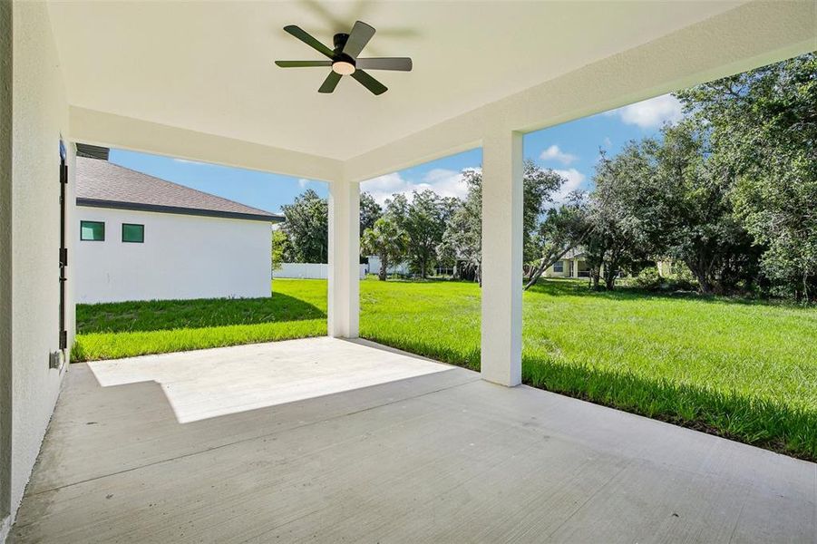 Exterior details and patio area of a home in , North Port (Image 3).