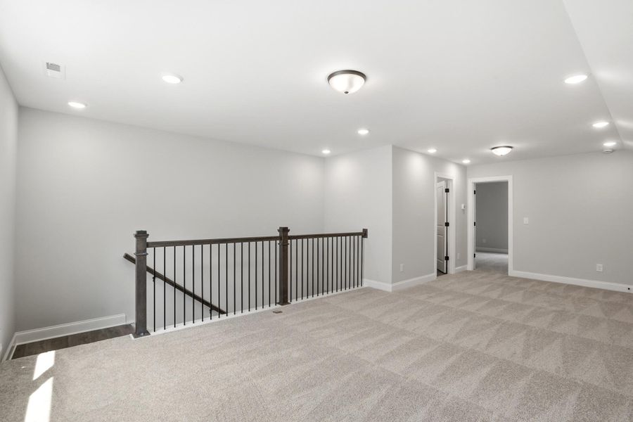 Spacious, unfurnished interior of a new home in Ashton Park, Monroe (Image 19).
