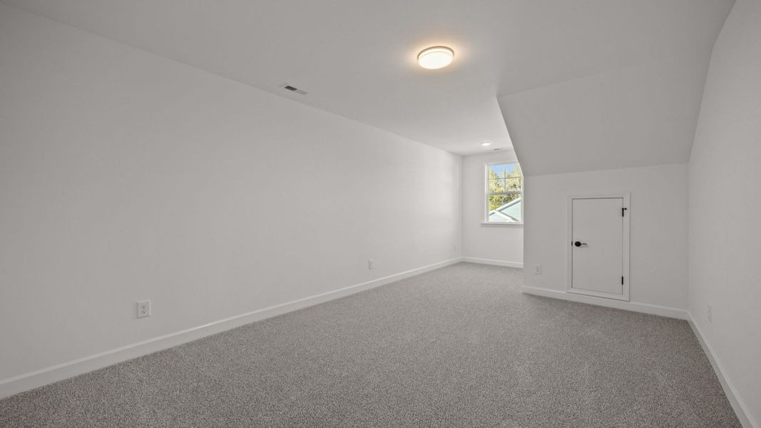 Representative unfurnished interior of a home built from the Victoria by Epcon Communities in Village at Maple Leaf Farm, King (Image 25).