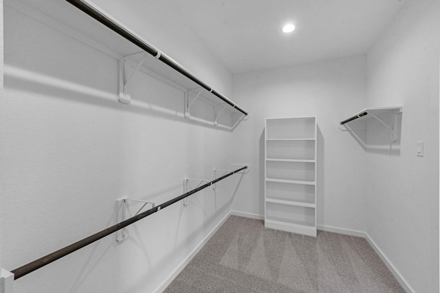 Spacious, unfurnished interior of a new home in Grand Mason Crossing, Katy (Image 25). Spacious, unfurnished interior of a new home in Grand Mason Crossing, Katy (Image 25).