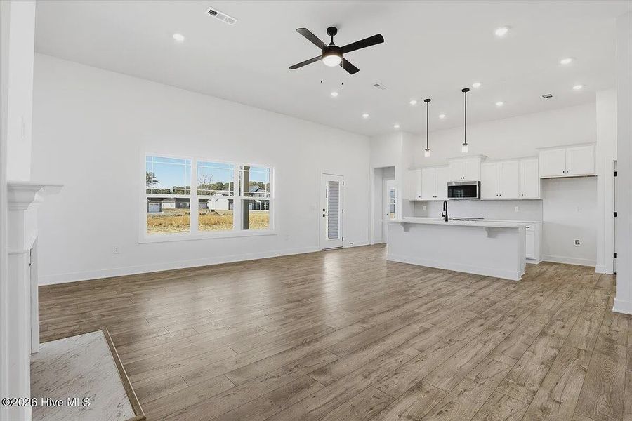 Spacious, unfurnished interior of a new home in Wood Creek Landing, Leland (Image 15). Spacious, unfurnished interior of a new home in Wood Creek Landing, Leland (Image 15).