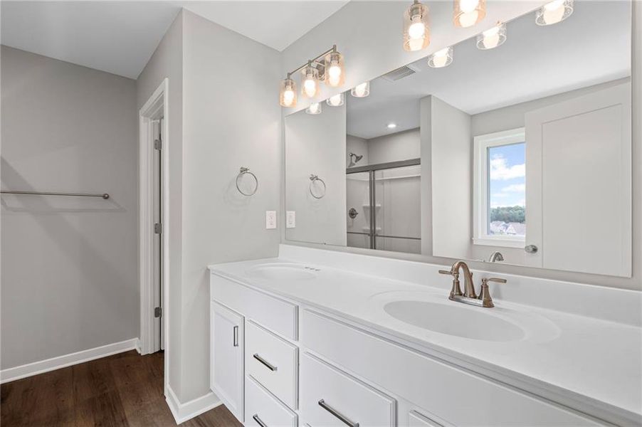 Furnished interior view inside a new home in Crossvine Estates, Braselton (Image 10).