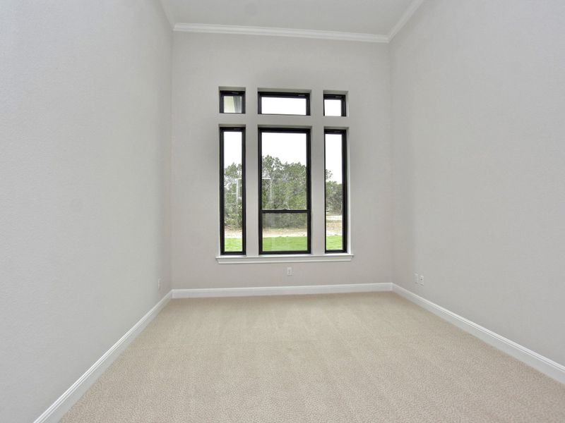 Representative unfurnished interior of a home built from the Santa Barbara II by Giddens Homes in Scofield Farms Estates, Georgetown (Image 153).