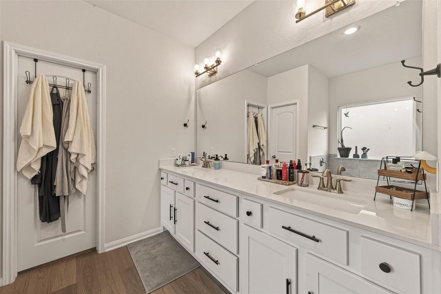 Furnished interior view inside a new home in , Willis (Image 15).