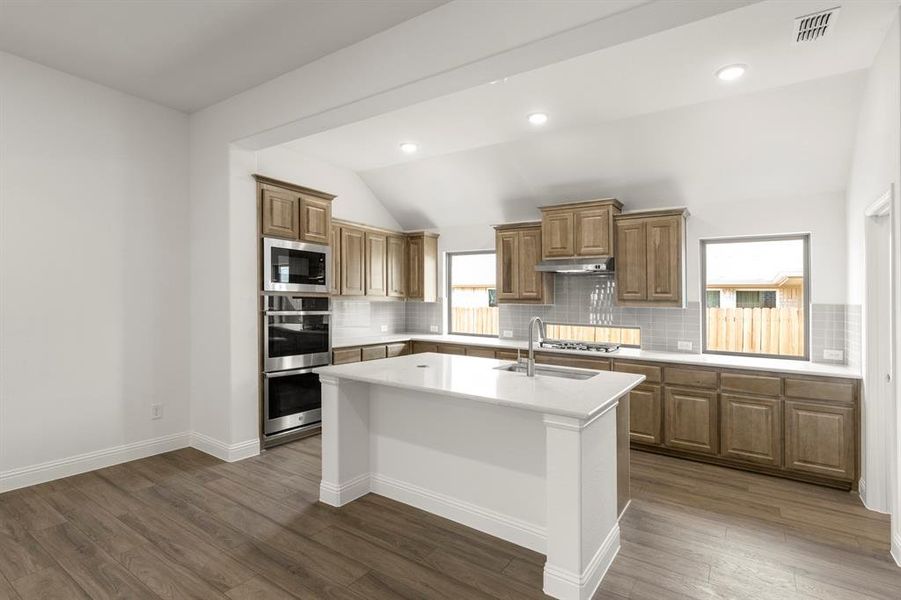 08_ 3821 Maize Ave, Heartland 08_ 3821 Maize Ave, Heartland