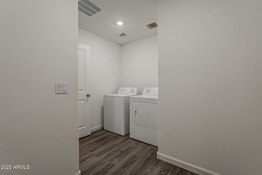 34-print-Carousel-34