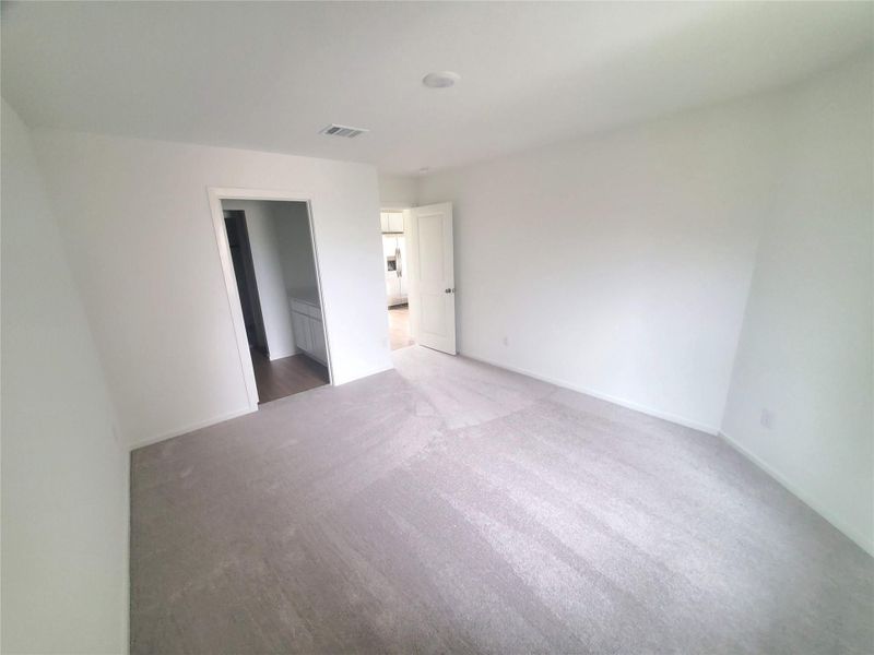 Spacious, unfurnished interior of a new home in Windrose Green, Angleton (Image 15).