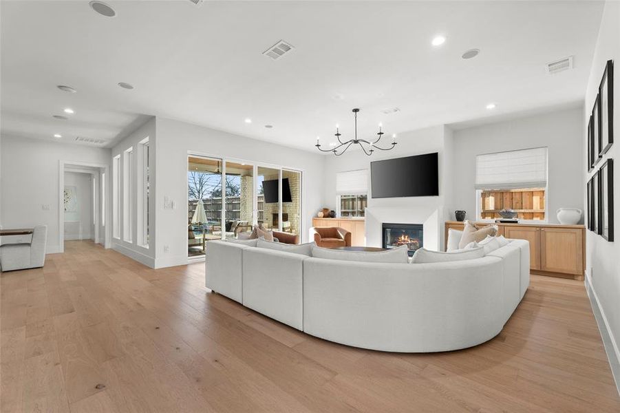 Furnished interior view inside a new home in , Dallas (Image 32).