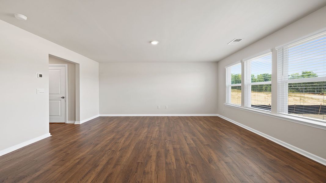 Spacious, unfurnished interior of a new home in Harrier Point, Woodruff (Image 20).