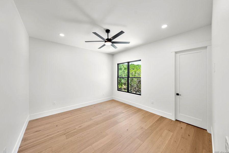 Spacious, unfurnished interior of a new home in , Boerne (Image 71).