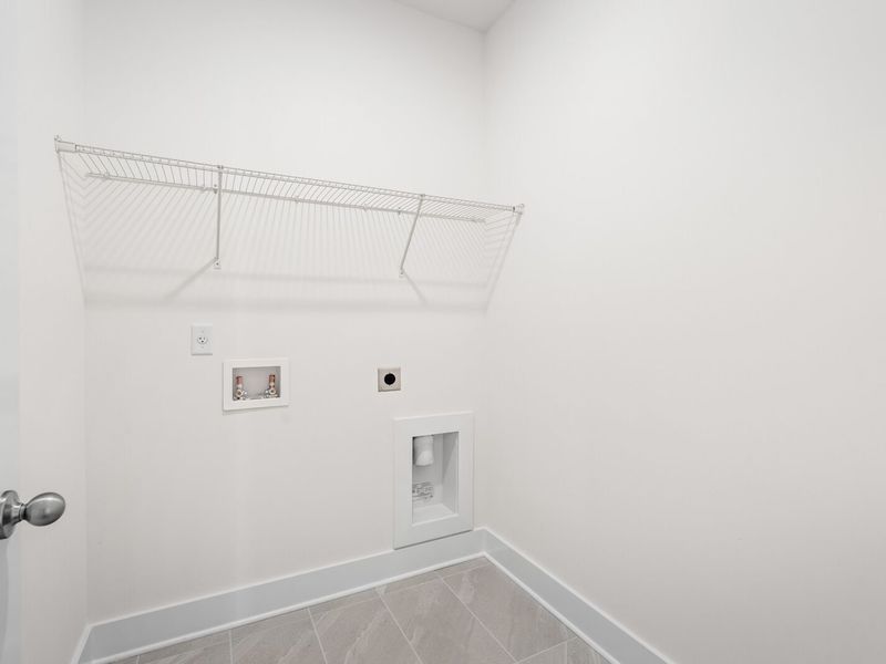 Spacious, unfurnished interior of a new home in Woods Crossing, Gallatin (Image 40).