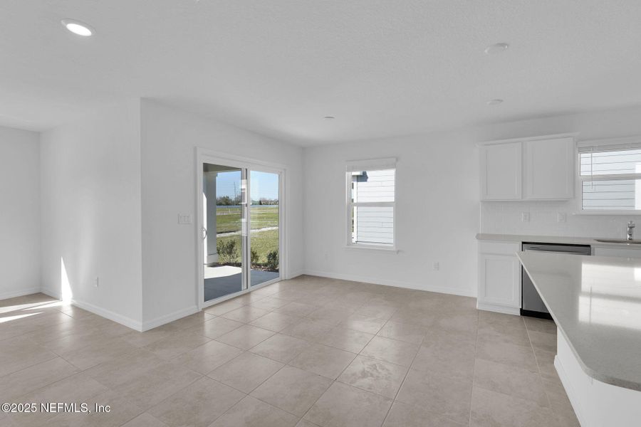 Spacious, unfurnished interior of a new home in Wells Landing, Jacksonville (Image 7). Spacious, unfurnished interior of a new home in Wells Landing, Jacksonville (Image 7).