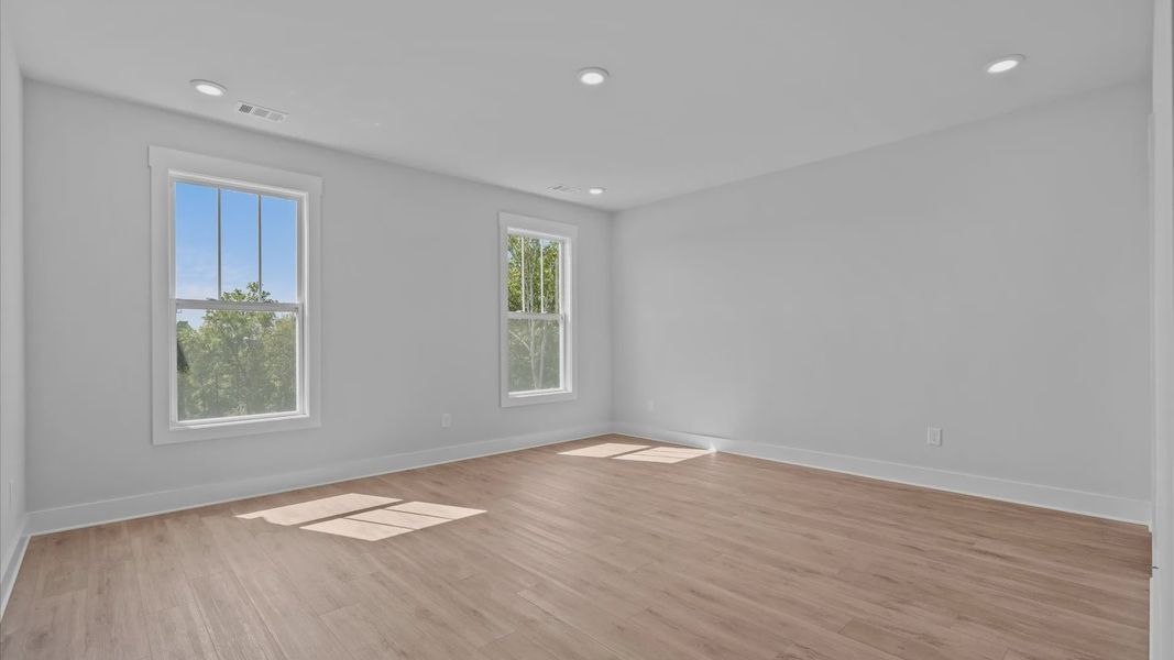 Furnished interior view inside a new home in Wells Crossing, Seneca (Image 14).