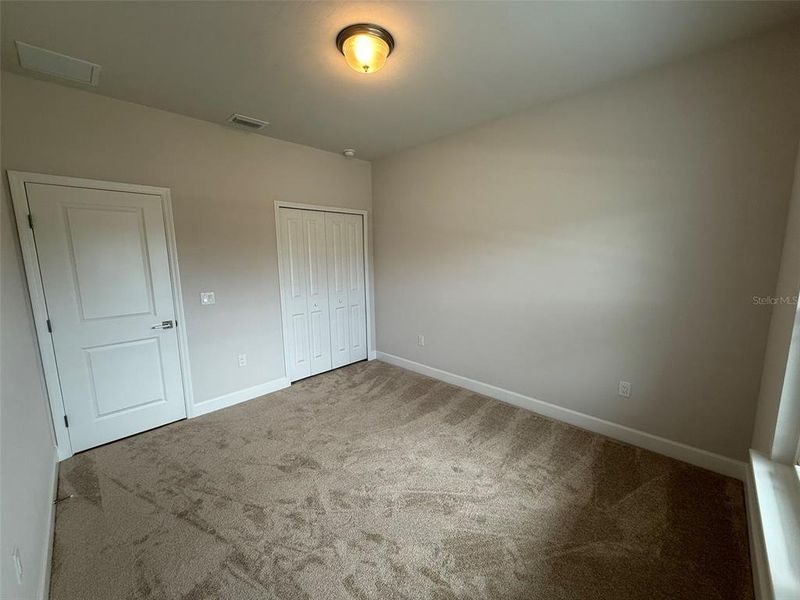 Spacious, unfurnished interior of a new home in Lugano, Gainesville (Image 20).