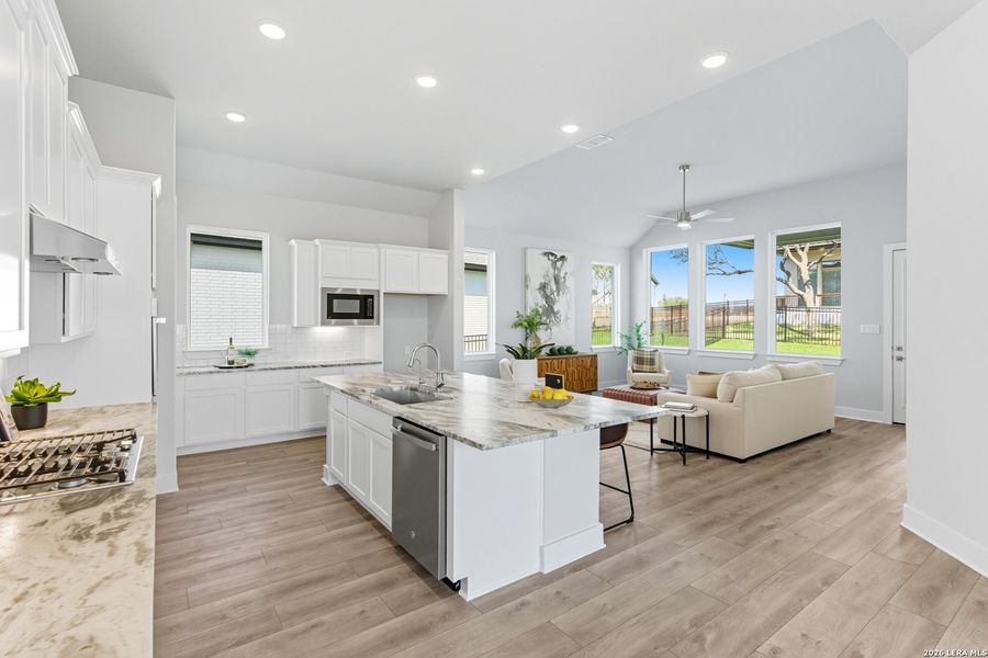 Furnished interior view inside a new home in Esperanza 50's, Boerne (Image 16).