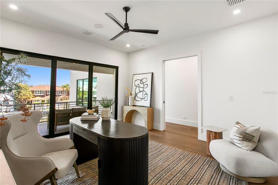 Furnished interior view inside a new home in , Tampa (Image 60). Furnished interior view inside a new home in , Tampa (Image 60).