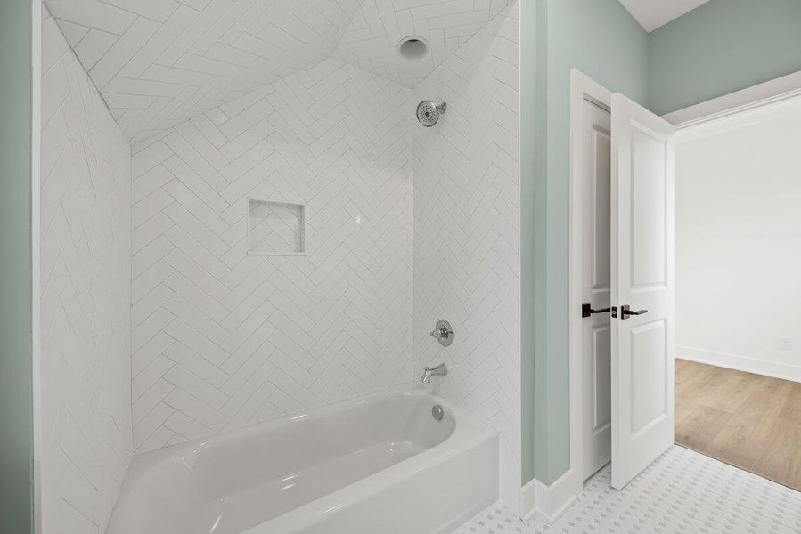 Image 36 of a home in .