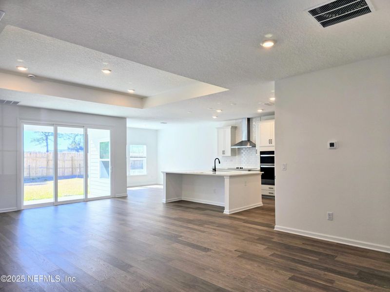 Spacious, unfurnished interior of a new home in Hyland Trail, Green Cove Springs (Image 16). Spacious, unfurnished interior of a new home in Hyland Trail, Green Cove Springs (Image 16).