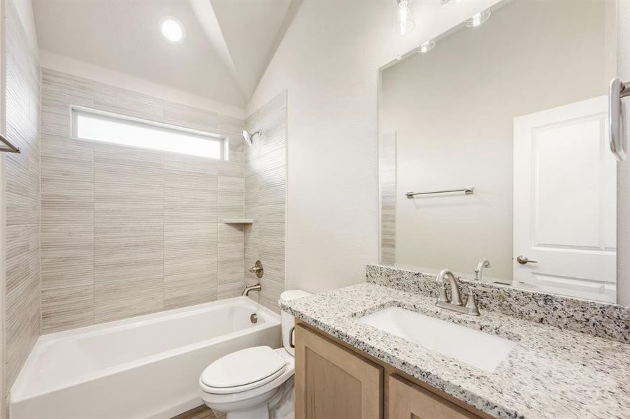 Furnished interior view inside a new home in Sonoma Verde, McLendon-Chisholm (Image 9).