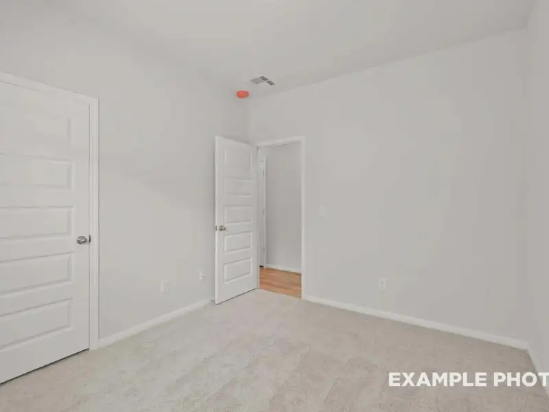 Spacious, unfurnished interior of a new home in Robins Landing, Houston (Image 18). Spacious, unfurnished interior of a new home in Robins Landing, Houston (Image 18).