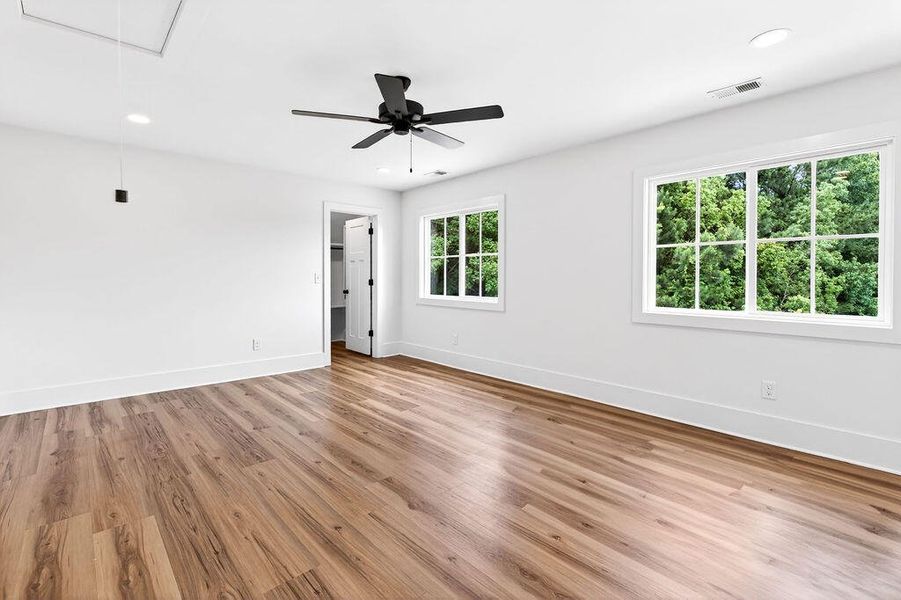 Spacious, unfurnished interior of a new home in , Georgetown (Image 49). Spacious, unfurnished interior of a new home in , Georgetown (Image 49).