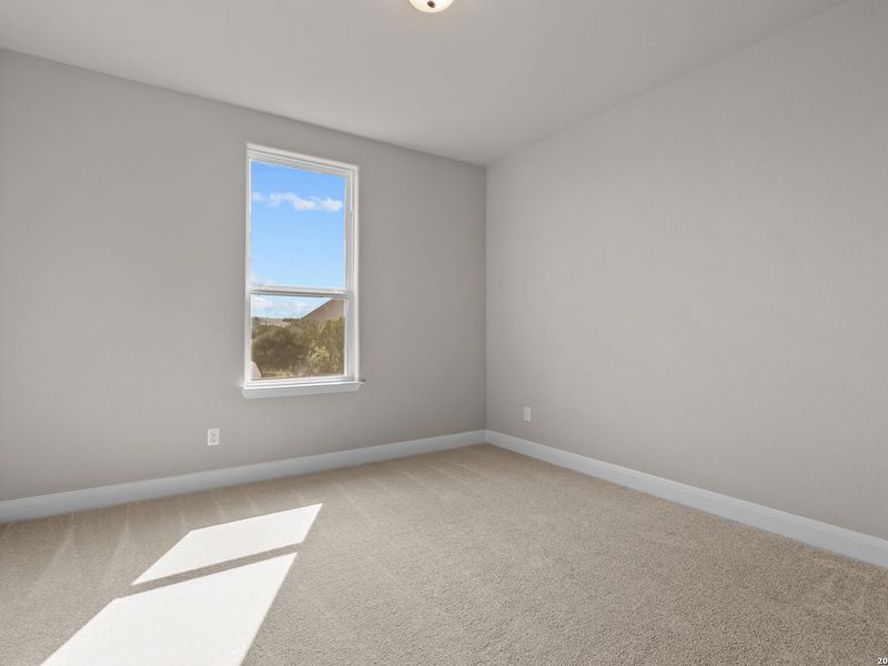 Spacious, unfurnished interior of a new home in Potranco Oaks, Castroville (Image 42).