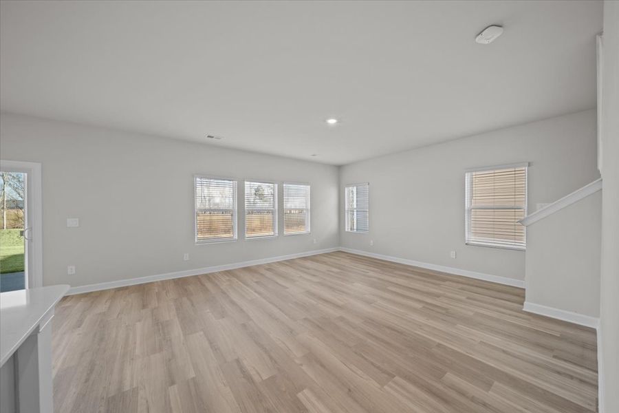 Spacious, unfurnished interior of a new home in Creek Ridge - Signature Collection, Spartanburg (Image 12).