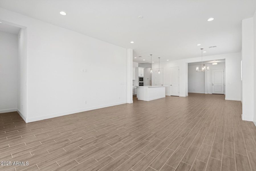 Homesite82-004 Homesite82-004