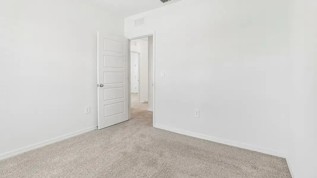 Representative unfurnished interior of a home built from the Crestview by D.R. Horton in Crosswinds, Haines City (Image 28).