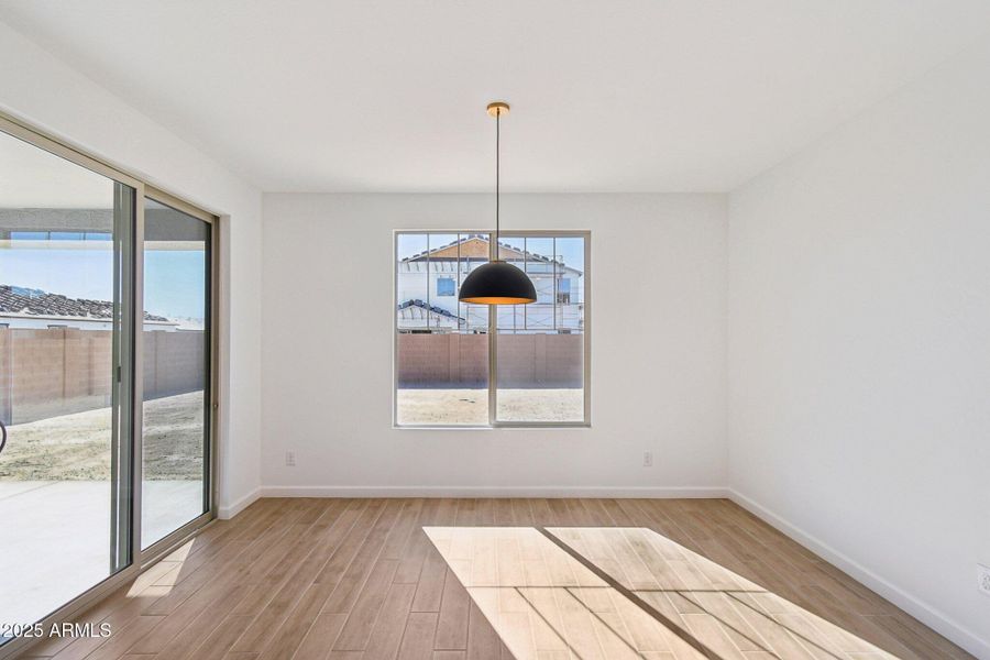 12-web-or-mls-E Saddle Way-S0111-010