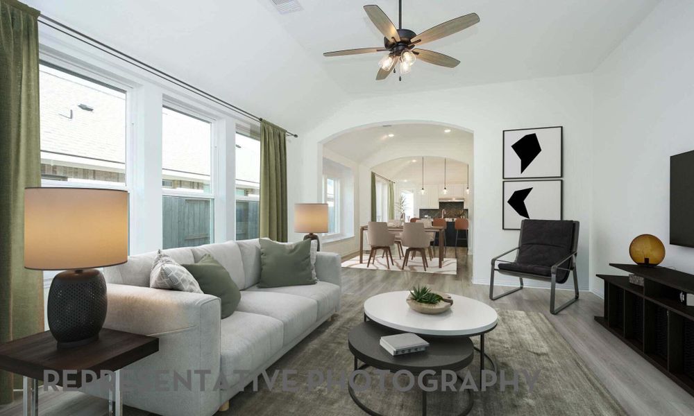 Family Room/Dining Room Family Room/Dining Room