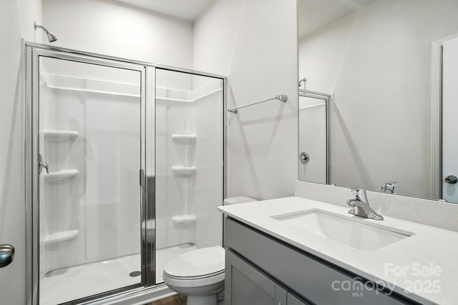 full bathroom on main