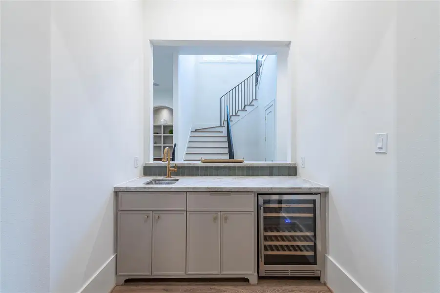 Another angle of the bar.