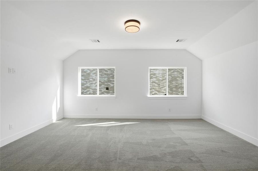 Spacious, unfurnished interior of a new home in , Fort Worth (Image 23).
