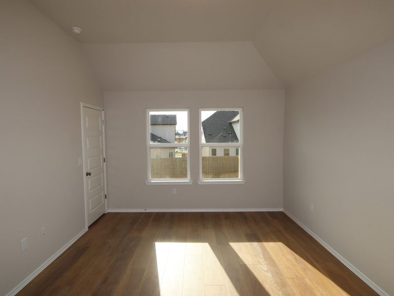 Spacious, unfurnished interior of a new home in Cascades at Onion Creek, Austin (Image 10). Spacious, unfurnished interior of a new home in Cascades at Onion Creek, Austin (Image 10).