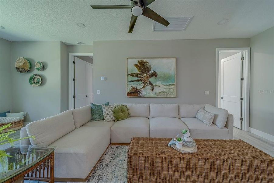 Furnished interior view inside a new home in , Largo (Image 27).