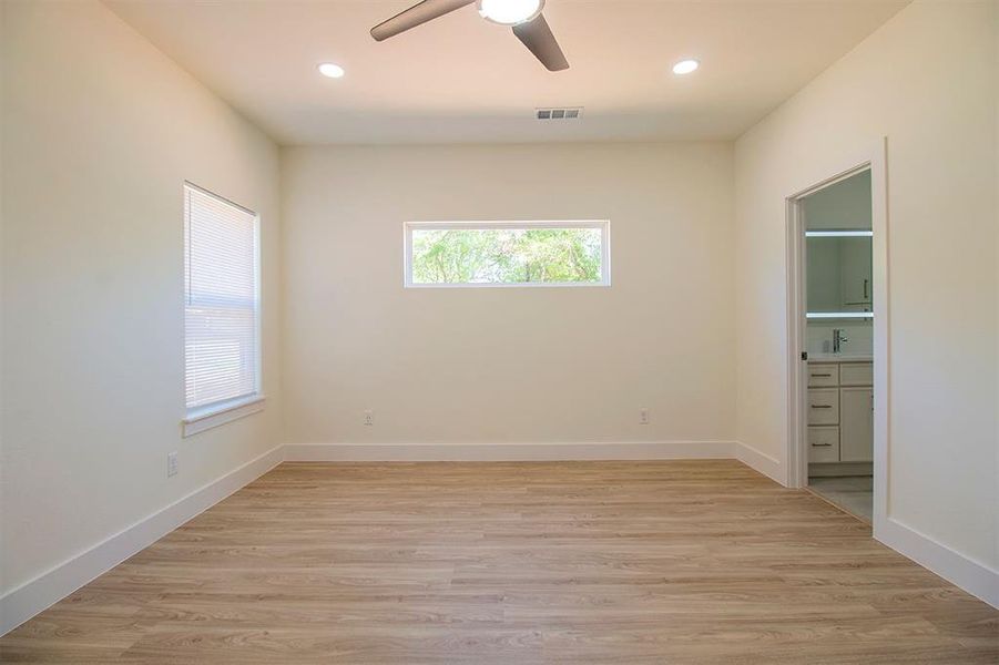 Spacious, unfurnished interior of a new home in , Grand Saline (Image 17).