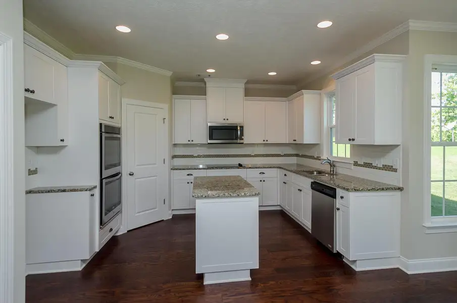 Representative furnished interior of a home built from the Springfield V by Ivey Homes in Windsor, North Augusta (Image 10). Representative furnished interior of a home built from the Springfield V by Ivey Homes in Windsor, North Augusta (Image 10).