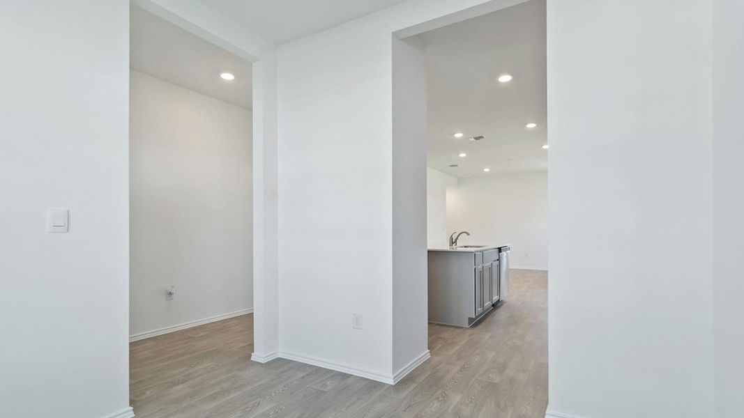 Spacious, unfurnished interior of a new home in Talavera, Kyle (Image 17).