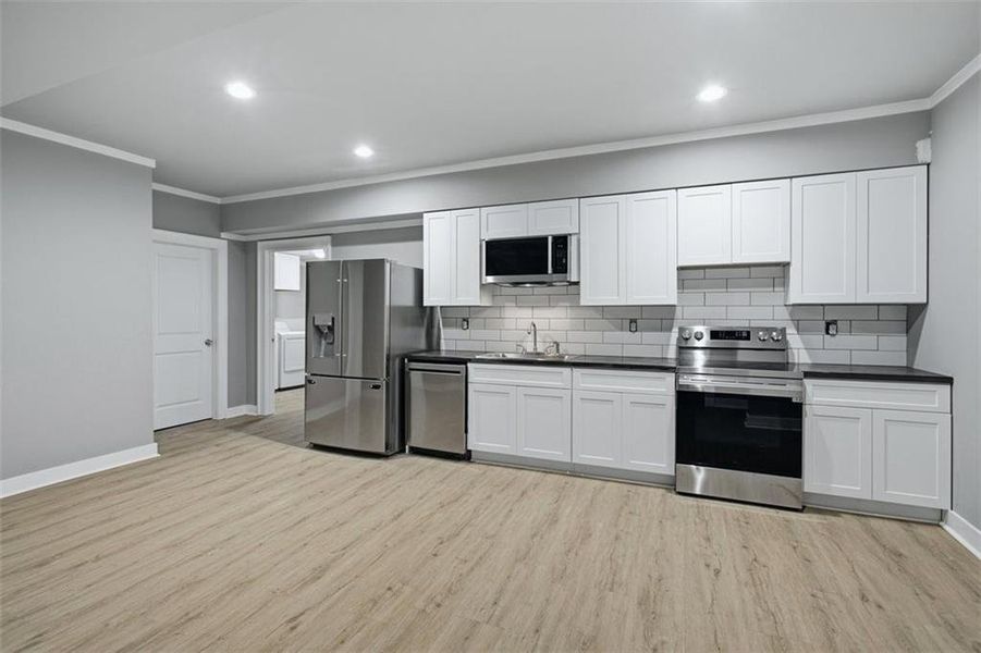 Furnished interior view inside a new home in Conner Farm, Dawsonville (Image 16).