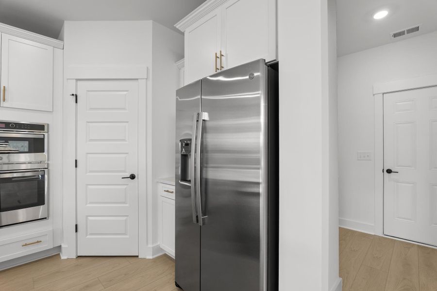 Furnished interior view inside a new home in Hancock Farms, Aiken (Image 9).